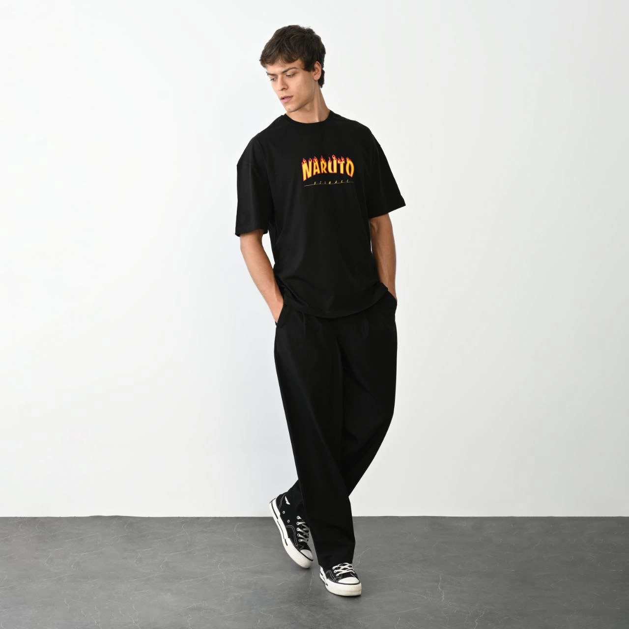 Unisex Crew Neck Printed Oversized T-Shirt - Black
