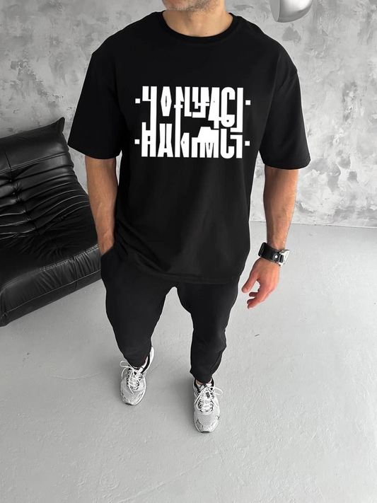 Unisex Bisiklet Yaka Katlanan Baskılı T-Shirt - Siyah