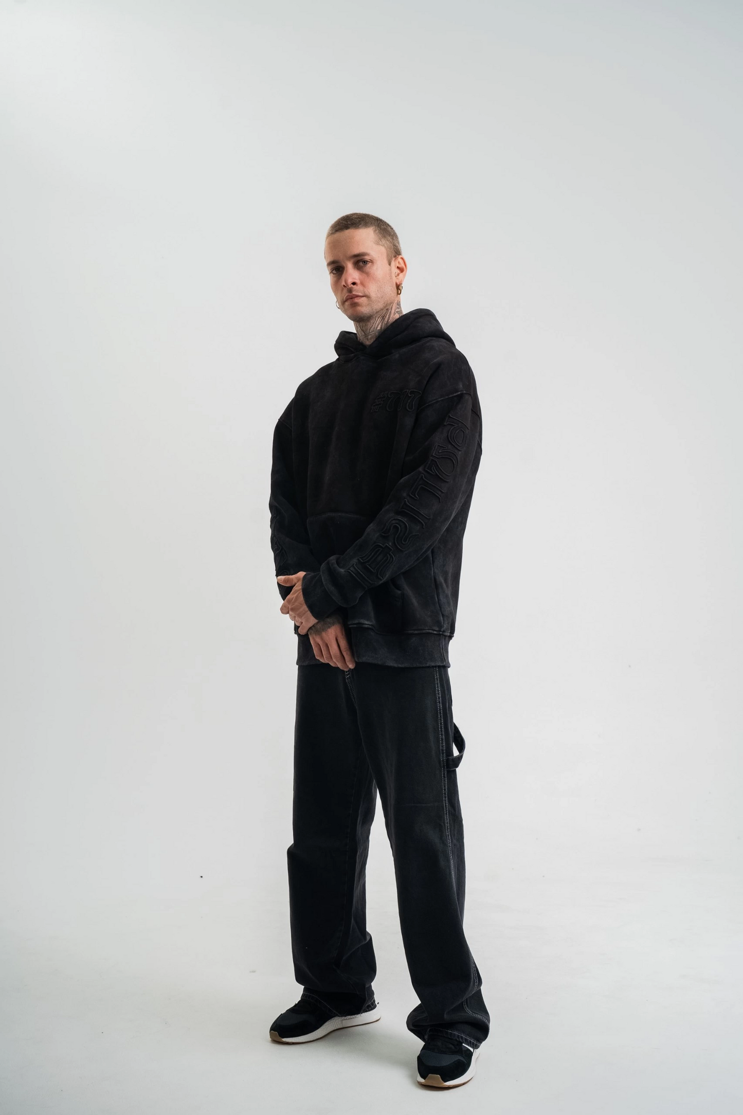 Unisex Uzun Kol Kapşonlu Yıkamalı Nakışlı SweatShirt - Siyah