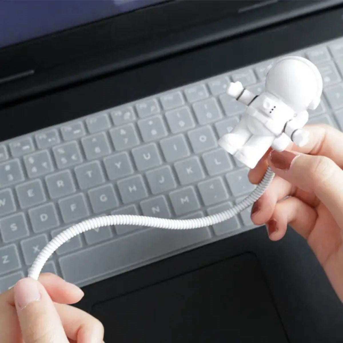 USB Astronaut Night Light, Desk Lamp, Book Reading Lamp (5347)