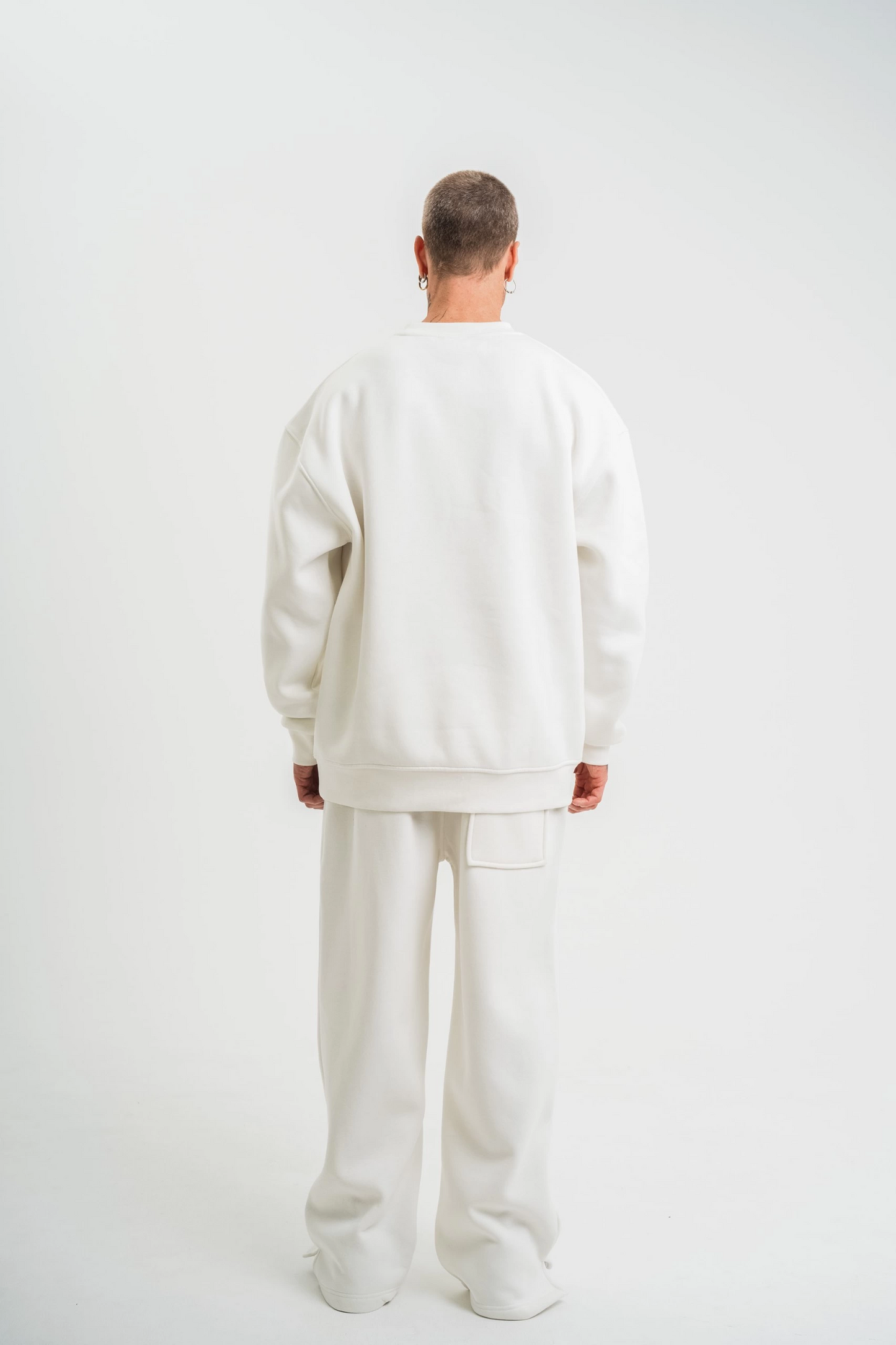 Uzun Kol Bisiklet Yaka Basic SweatShirt - Beyaz